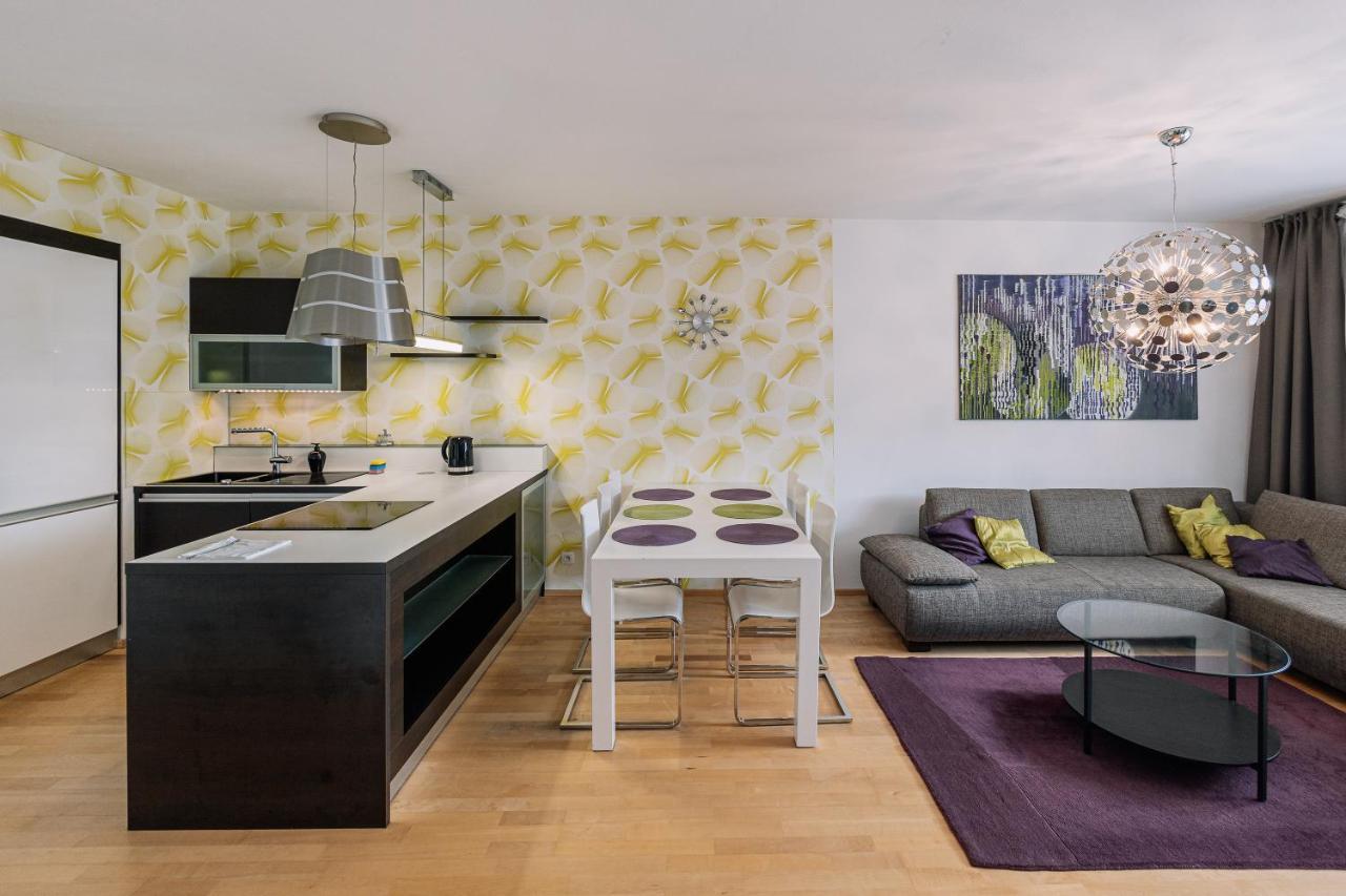 Apartment Family Bratislava Parking Slot Included! 外观 照片